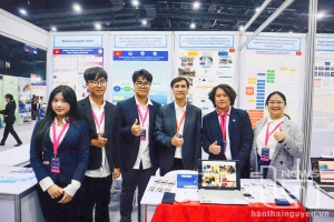 太原省重点中学学生在2025年曼谷国际知识产权、发明、创新与技术博研会”（IPITEx 2025）上展露才华