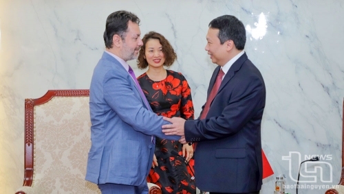 力争早日向巴基斯坦出口太原茶叶